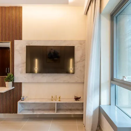 Luxurious Apartment Near Burj Khalifa & Dubai Mall Exterior foto