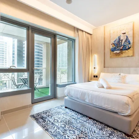 Luxurious Apartment Near Burj Khalifa & Dubai Mall Exterior foto