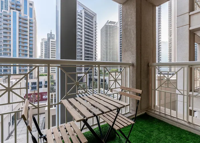 Luxurious Apartment Near Burj Khalifa & Dubai Mall