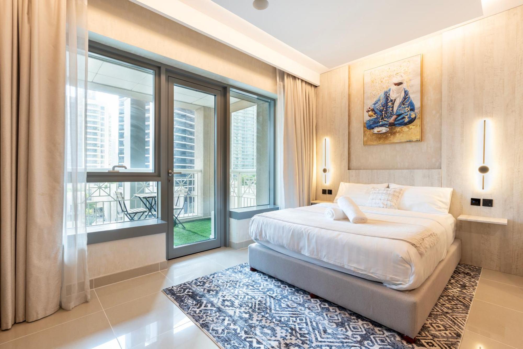 Luxurious Near Burj Khalifa & Mall *