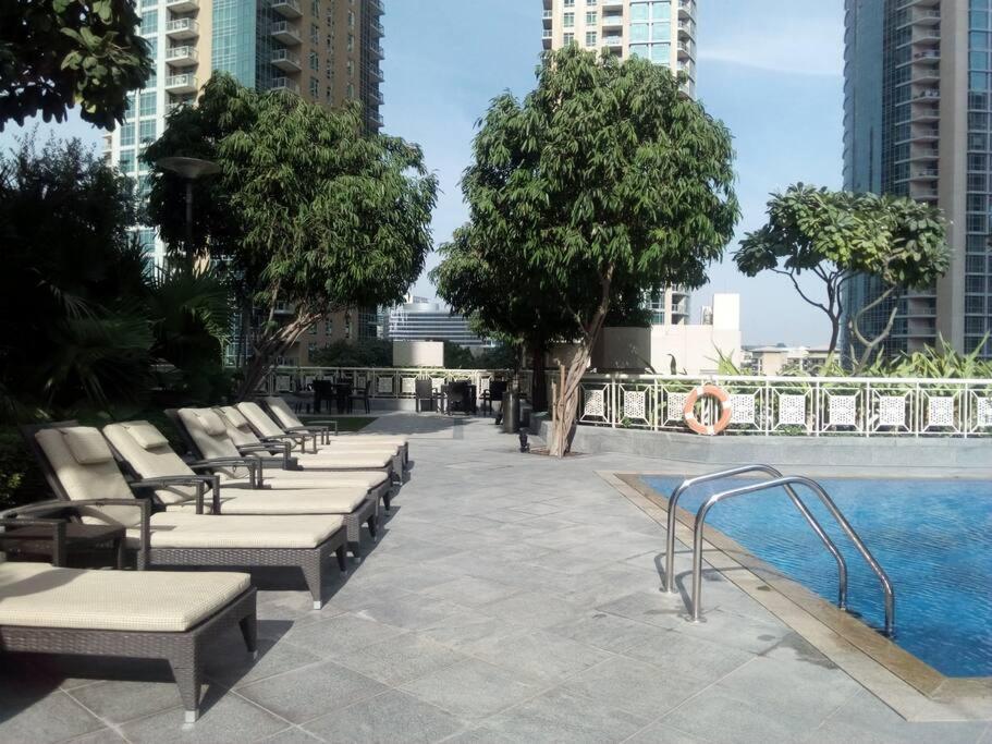 Apartment Luxurious Near Burj Khalifa & Mall *